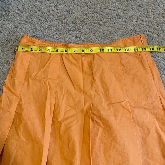 Express Size 8 Orange pleated skirt - Picture 4 of 4